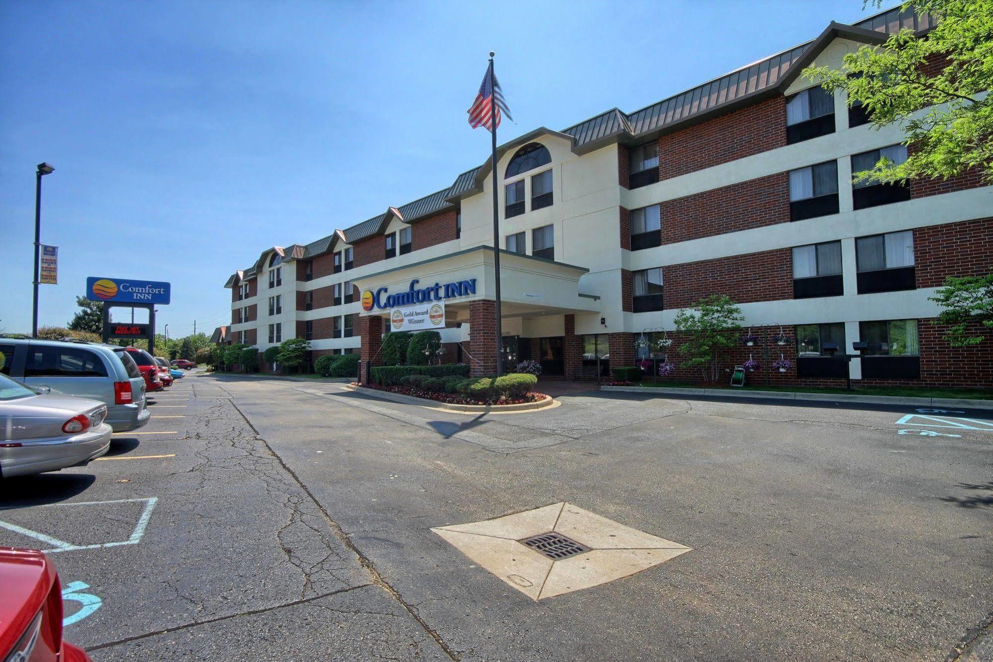 Comfort Inn Near Greenfield Village Dearborn Exterior foto